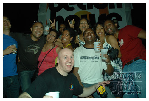 beach_house_carnival_2008_pt1-218