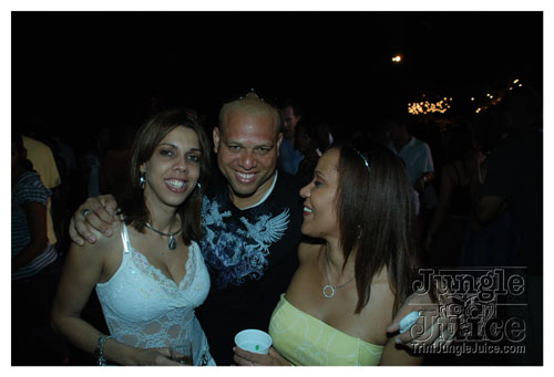 beach_house_carnival_2008_pt1-220