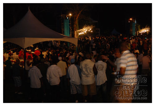 beach_house_carnival_2008_pt2-023