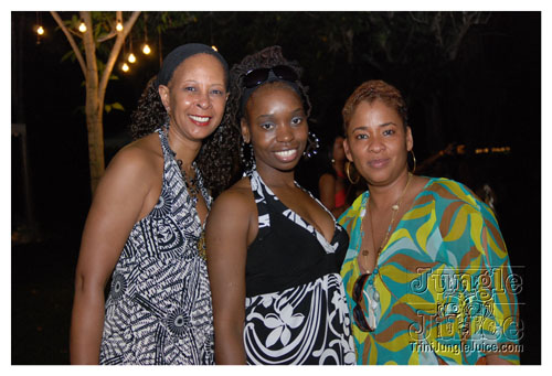 beach_house_carnival_2008_pt2-026