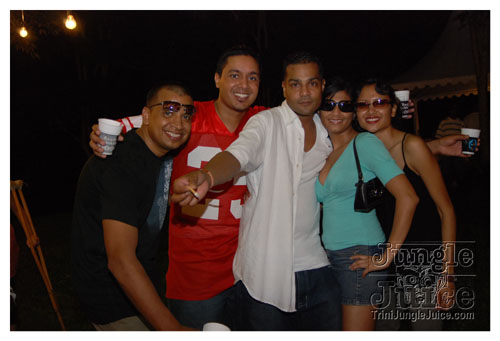 beach_house_carnival_2008_pt2-028