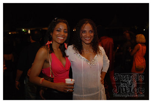beach_house_carnival_2008_pt2-036