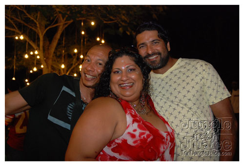 beach_house_carnival_2008_pt2-037