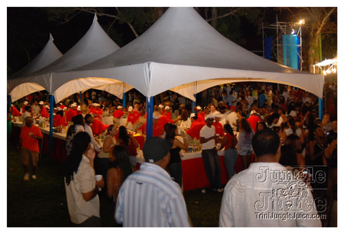 beach_house_carnival_2008_pt2-047