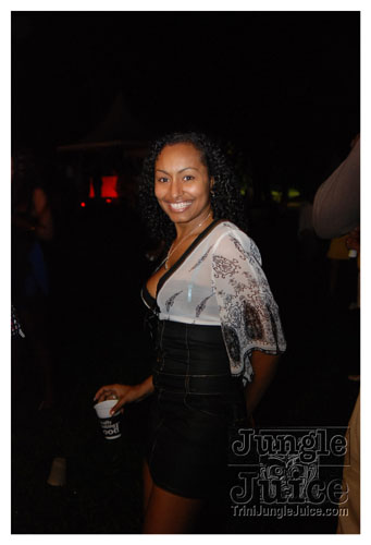 beach_house_carnival_2008_pt2-054