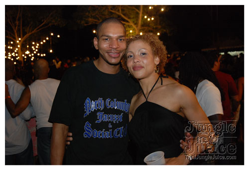 beach_house_carnival_2008_pt2-060