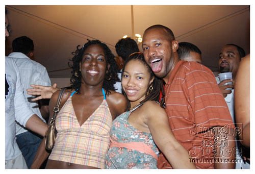 beach_house_carnival_2008_pt2-082