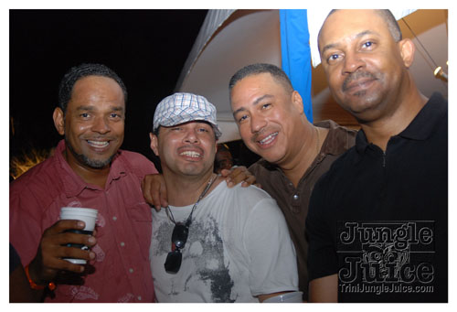 beach_house_carnival_2008_pt2-083