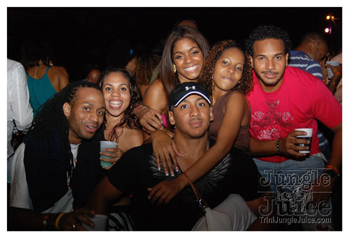 beach_house_carnival_2008_pt2-093