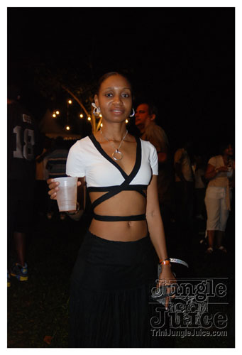 beach_house_carnival_2008_pt2-099