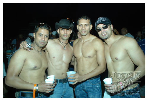 beach_house_carnival_2008_pt2-127