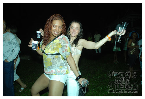 beach_house_carnival_2008_pt2-134