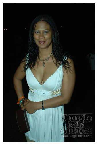 beach_house_carnival_2008_pt2-154