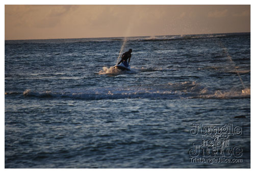 beach_house_sat_launch_nov01-006