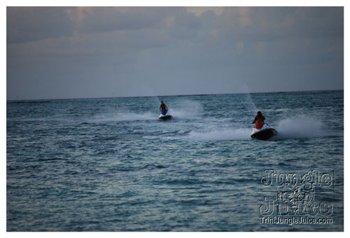beach_house_sat_launch_nov01-011