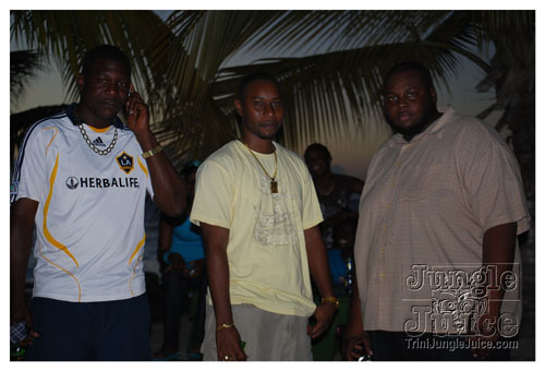 beach_house_sat_launch_nov01-019