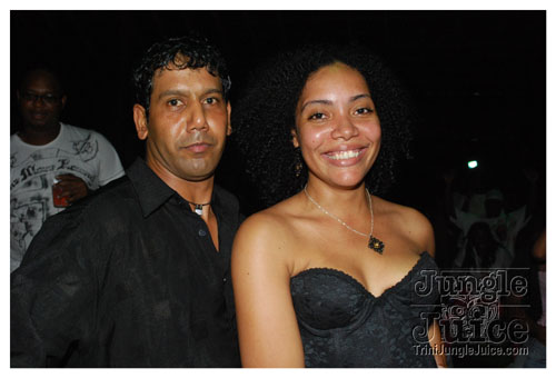 beach_house_sat_launch_nov01-038