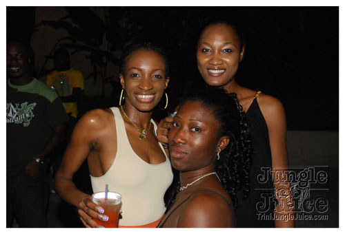 beach_house_sat_launch_nov01-056