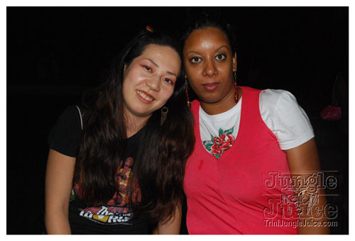 beach_house_sat_launch_nov01-058