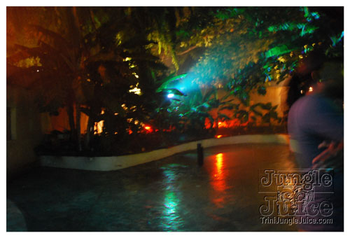 beach_house_sat_launch_nov01-067