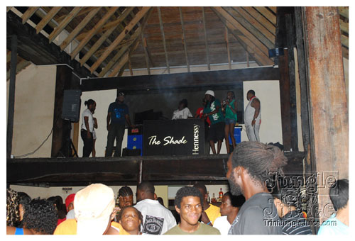 beach_house_sat_launch_nov01-086