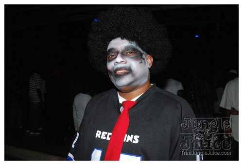 beach_house_sat_launch_nov01-089