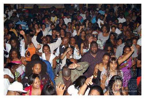 beenie_demarco_apr08-076