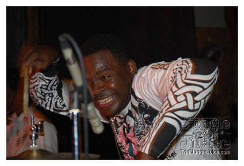 beenie_demarco_apr08-115