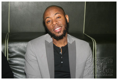 breakfast_in_bed-122