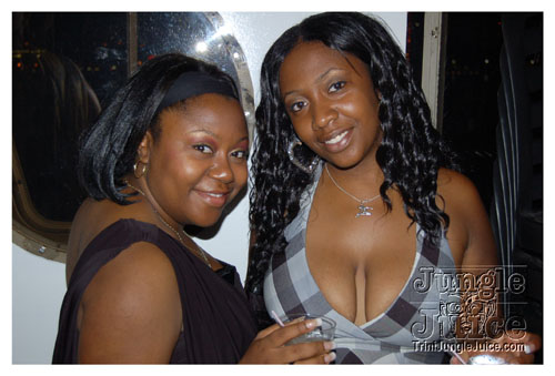 big_people_boatride_08-001