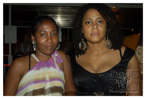big_people_boatride_08-007