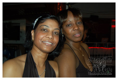 big_people_boatride_08-057