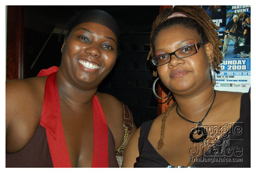 big_people_boatride_08-087