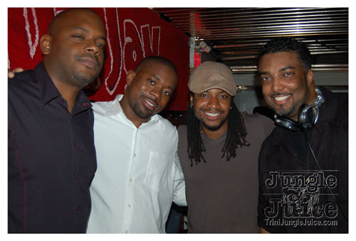 big_people_boatride_08-110