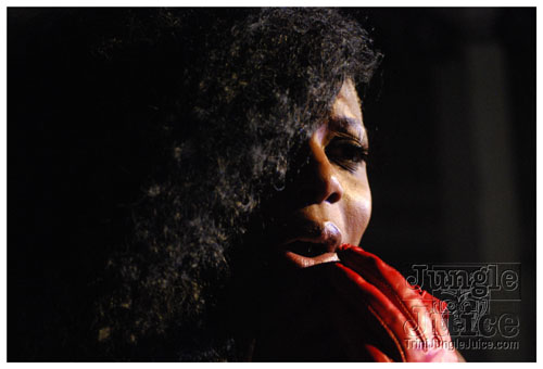 bk_fashion_week_oct2k8-019