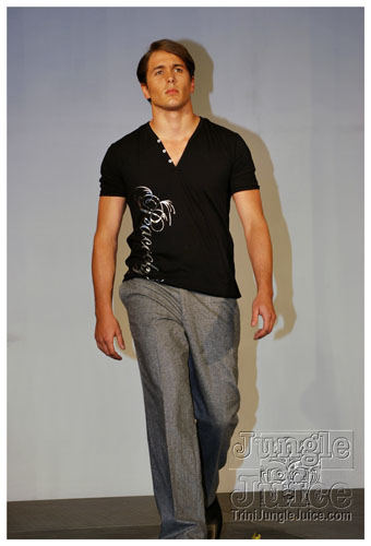 bk_fashion_week_oct2k8-037