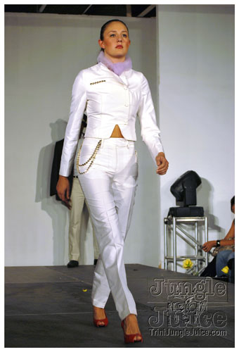 bk_fashion_week_oct2k8-070