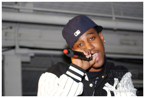 bk_fashion_week_oct2k8-089