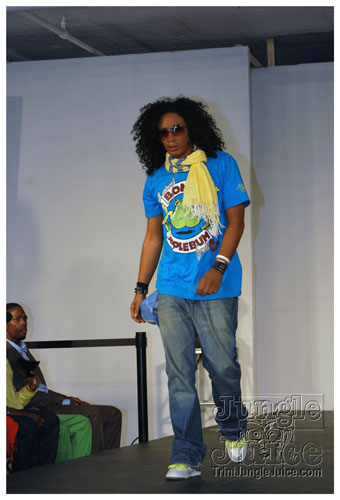 bk_fashion_week_oct2k8-110
