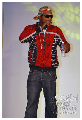 bk_fashion_week_oct2k8-156