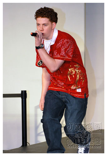 bk_fashion_week_oct2k8-158