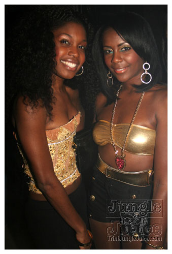 black_and_gold_mar29-010