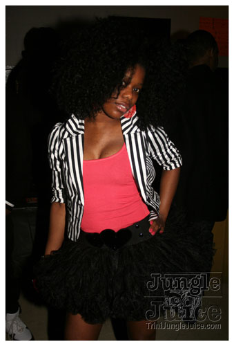 black_and_gold_mar29-012