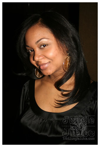 black_and_gold_mar29-024