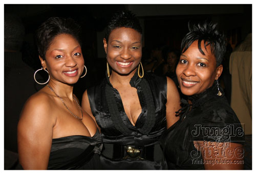 black_and_gold_mar29-060