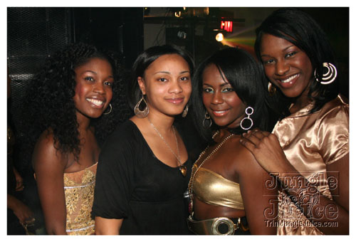 black_and_gold_mar29-081