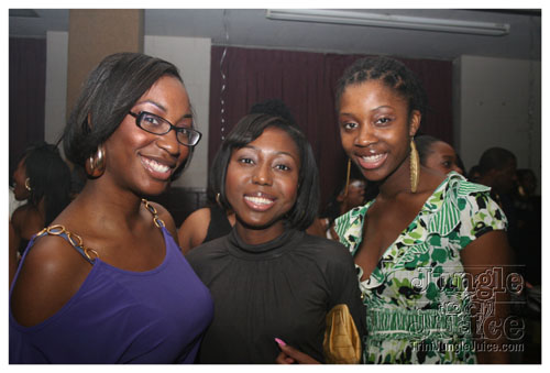 black_and_gold_mar29-084