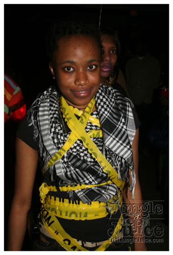 black_and_gold_mar29-093