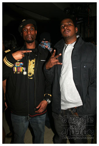 black_and_gold_mar29-095