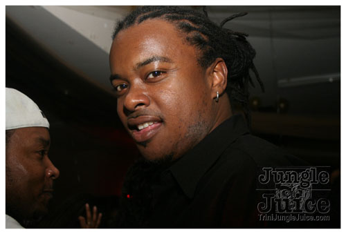 black_and_gold_mar29-096